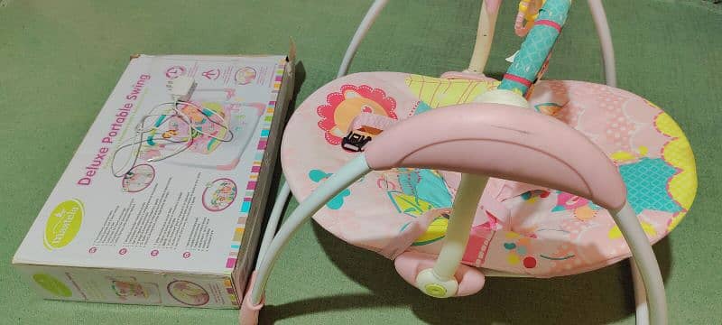 baby electric swing 10/10 condition with box 1