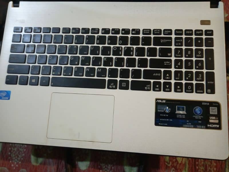 Laptop for Sale ASUS 501A 1