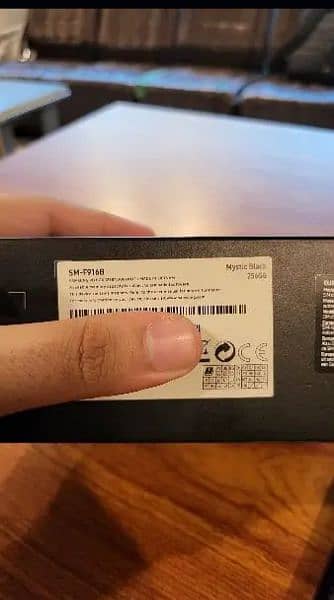 Samsung z fold 2 Official PTA approved inner screen is not working 3