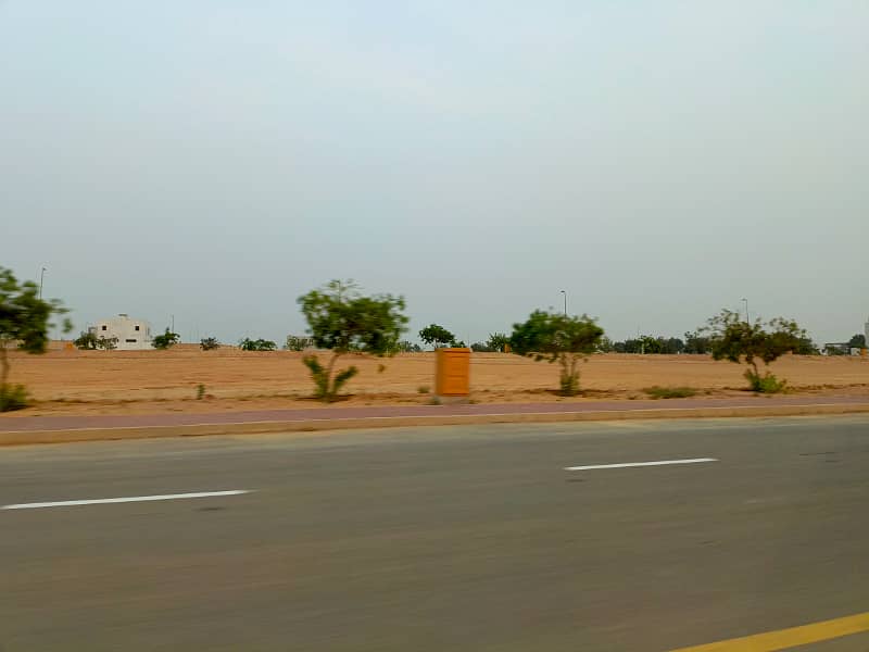 Golf city 500 square yards ready corner plot available for sale in Bahria Town Karachi 3