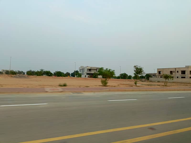 Golf city 500 square yards ready corner plot available for sale in Bahria Town Karachi 5