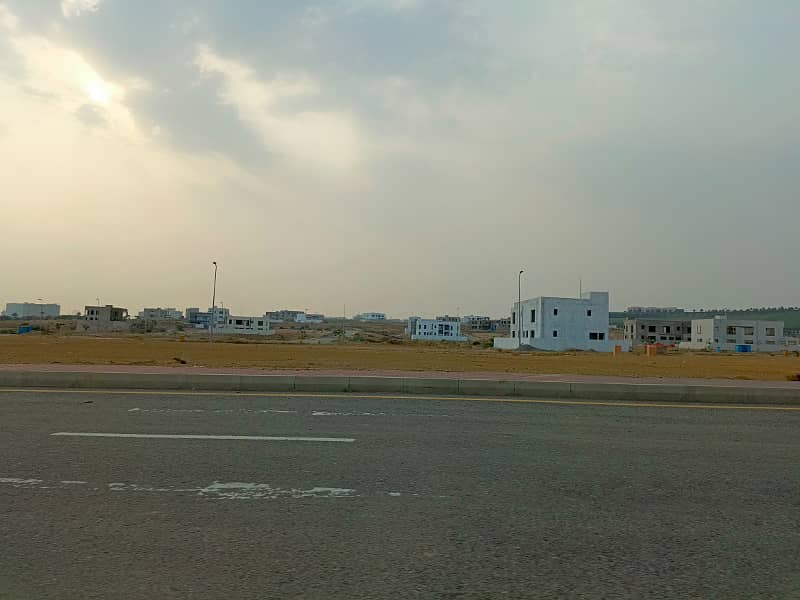 Golf city 500 square yards ready corner plot available for sale in Bahria Town Karachi 13