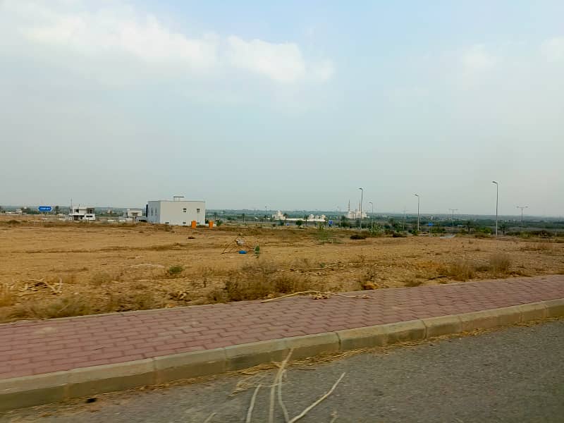 Golf city 500 square yards ready corner plot available for sale in Bahria Town Karachi 15