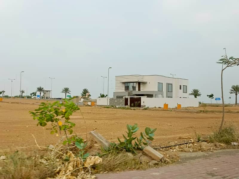 Golf city 500 square yards ready corner plot available for sale in Bahria Town Karachi 17