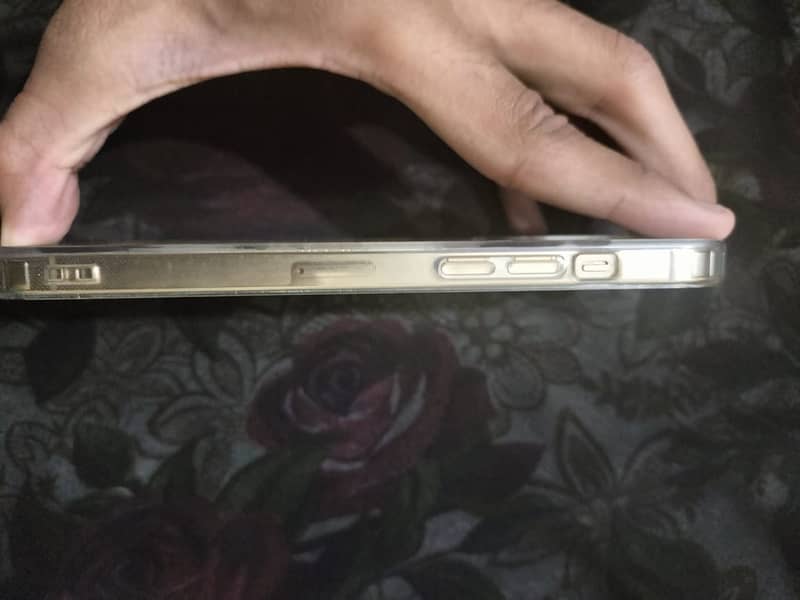 Iphone 12 pro max for sale in lahore 2
