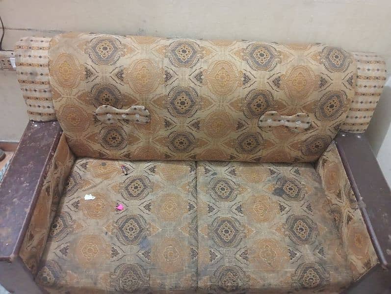 Royal sofa set 1+2+3 with reasonable price 3