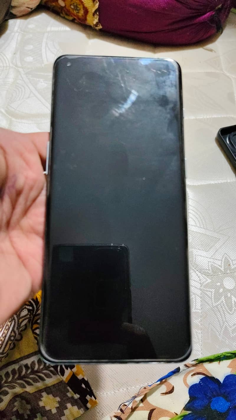 Oneplus 10 Pro   PTA  Approved Dual sim   Condition  used   With box 11