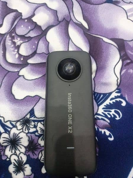 insta 360 one X 2 with joby invisible stick and ulanzi C one x2 frame 1