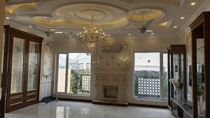Gorgeous Location Kanal Bungalow For Rent In DHA Phase 5-B-Lahore 14