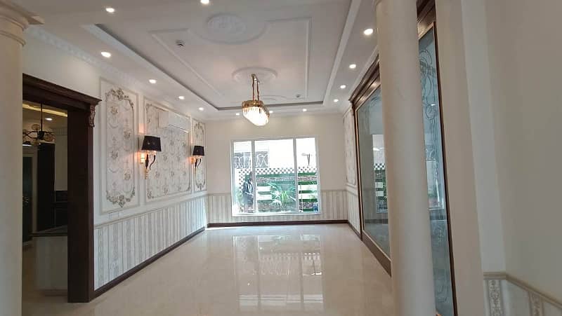 Gorgeous Location Kanal Bungalow For Rent In DHA Phase 5-B-Lahore 16