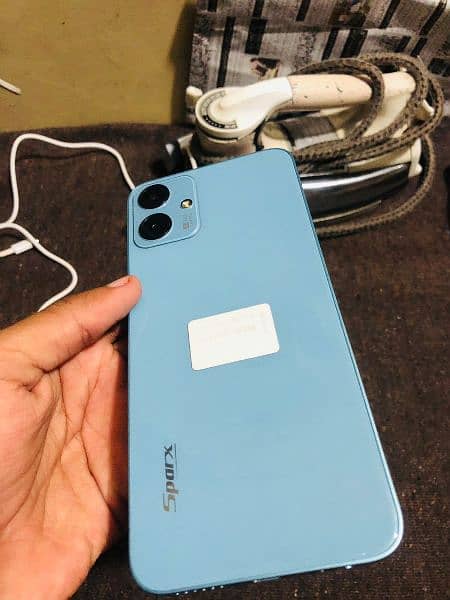used Spark neo 7 plus. with boxes original charger condition 10by10 2
