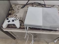 Xbox one S one TB with one controller(with box) condition 9.9/10
