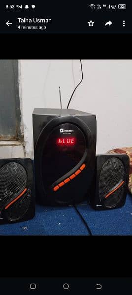 Bluetooth speaker with extra base. . 10
