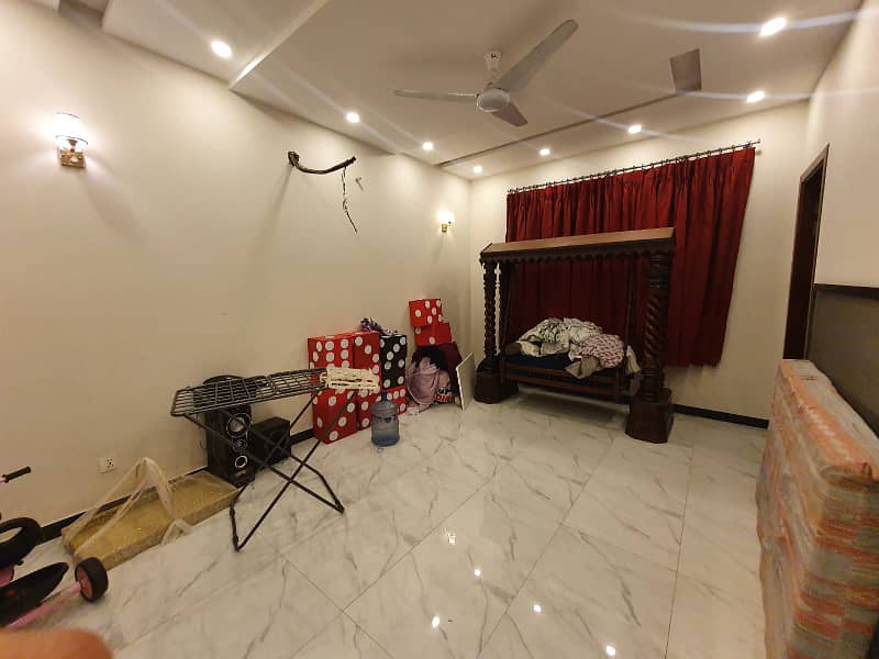 1 Kanal Upper Portion For Rent In Sector M-3 Lake City Lahore 4