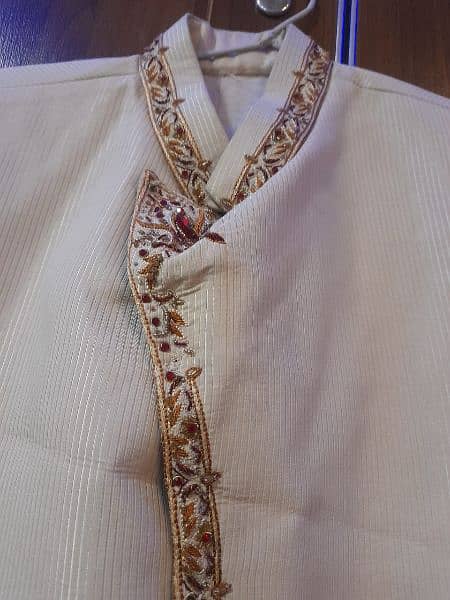 Embroidered sherwani  and kulla 0