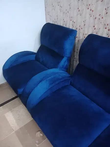 Excellent Sofa Set (5 seater) 2