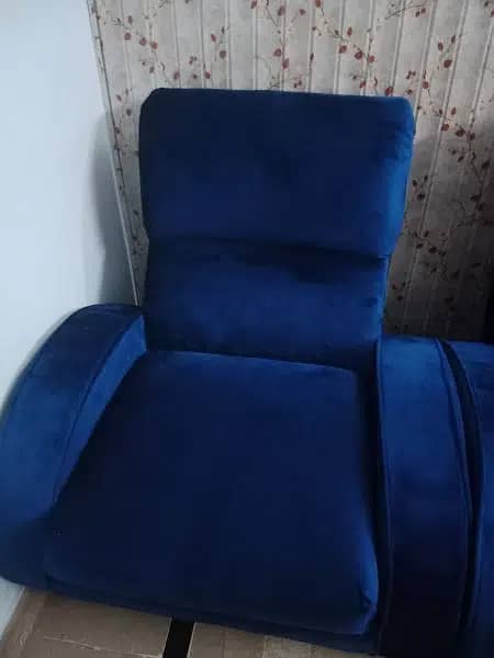 Excellent Sofa Set (5 seater) 3