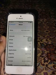 iPhone 5 10/10 Condition Silver Colour With Cover