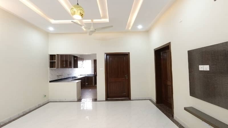 House For Sale In G15 Size 7 Marla Double Storey Near To Markaz Masjid Park Best Location Five Options Available 19