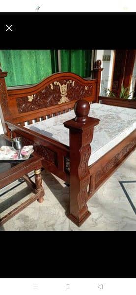 Spacious Wooden Dewan is available for sale 5