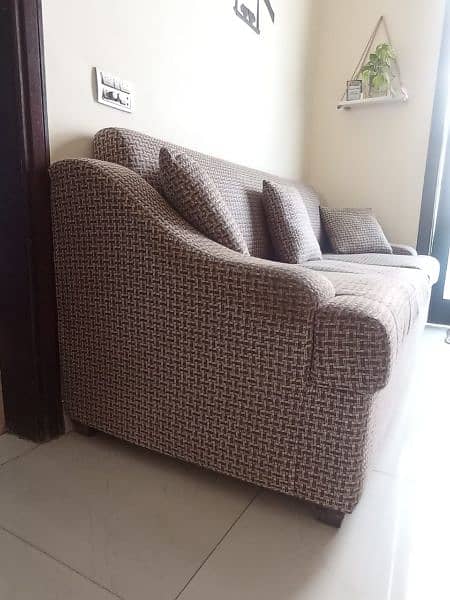 3 seater sofa with cushions 2
