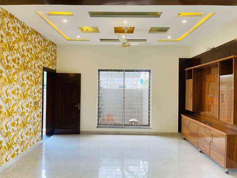 6 MARLA BRAND NEW CORNAR HOUSE FOR SALE IN SECTOR D BAHRIA TOWN LAHORE 6