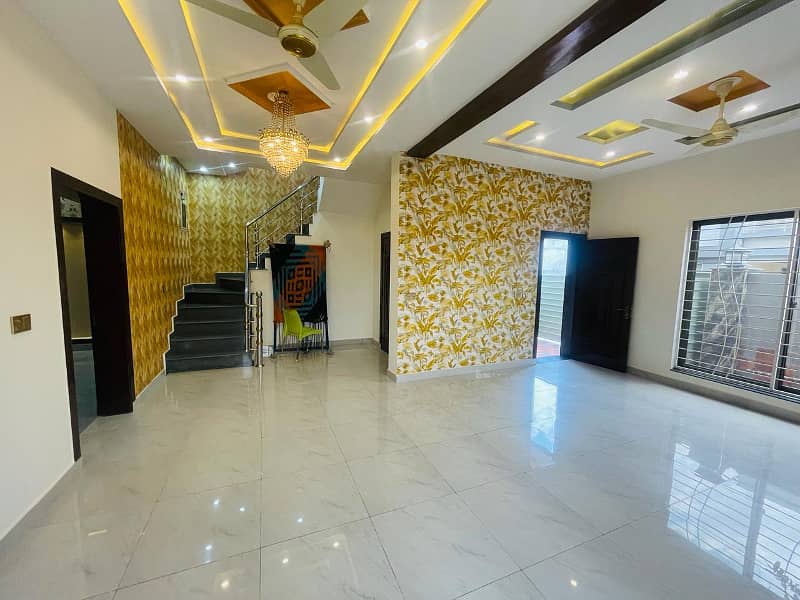 6 MARLA BRAND NEW CORNAR HOUSE FOR SALE IN SECTOR D BAHRIA TOWN LAHORE 7