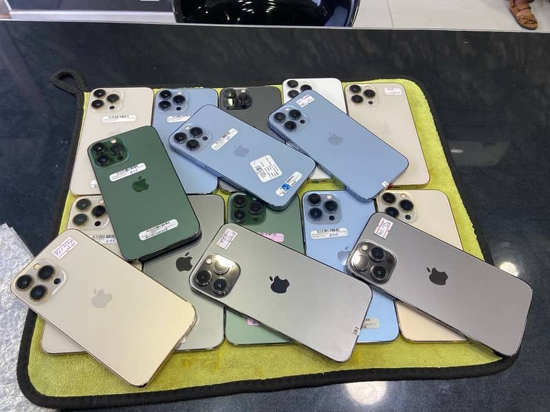 IPHONE 13 Pro Max Stock Arrived At IStore By Farhan At Very BEST PRICE 4