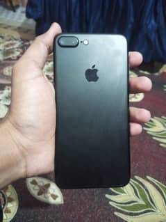 Iphone 7 plus with box 128gb pta approved