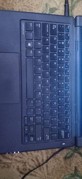 Urgent Sale Dell Latitude 3150 4GB RAM 128GB SSD with original charger 3