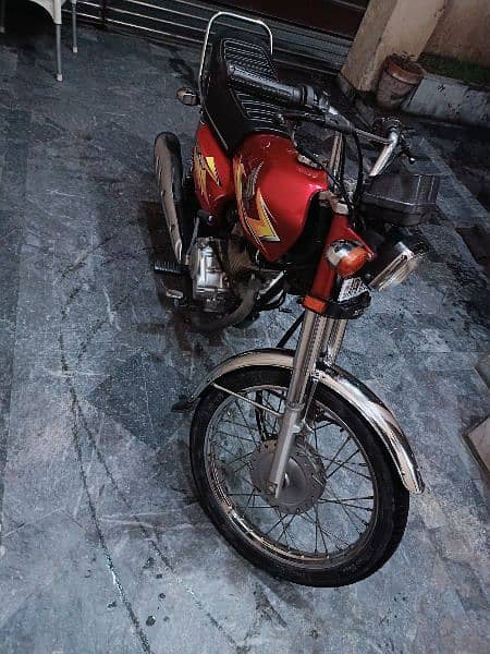 Honda CG125  is for sale 2021 0