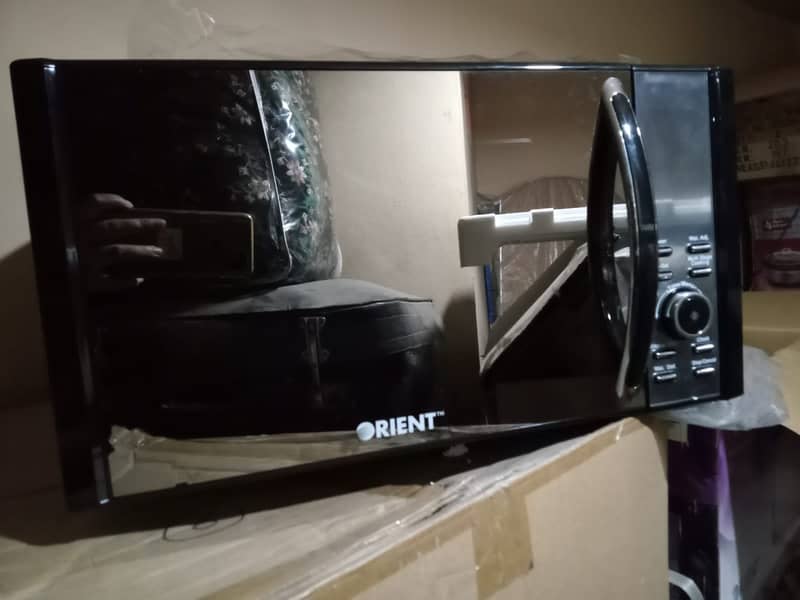 Orient Microwave oven 3