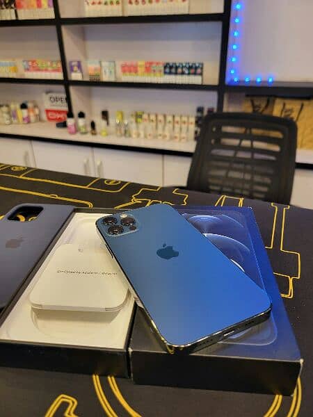 iphone 12 pro 128GB Factory Unlocked With Box Waterpack 7