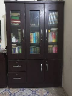 Showcase in just 15 thousand only. it is good in condition