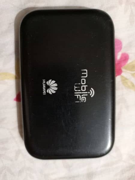 Huawei 4G LTE Mobile WIFI Model E5372 Unlocked PTA Approved 1
