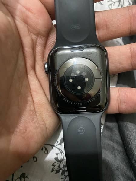 Apple Watch Series 6 44mm 3
