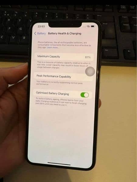 iPhone XS Max | 256gb | PTA Approved | Gold | BH 81% 2