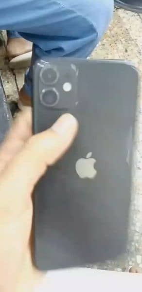Apple Iphone 11 4