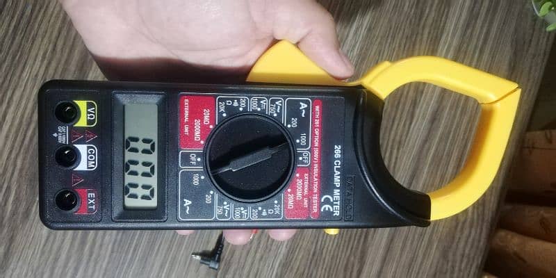 Clamp meter/Ampere meter 2