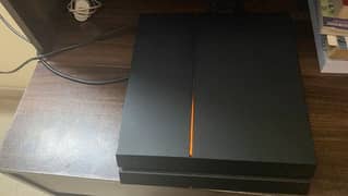 playstation 4 fat 1TB storage with 5 games available.