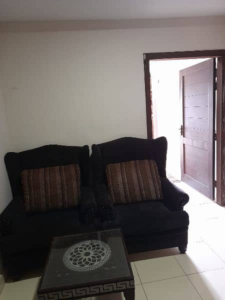 short stay 1 bedroom apartment available for rent  E. 11 Islamabad 3