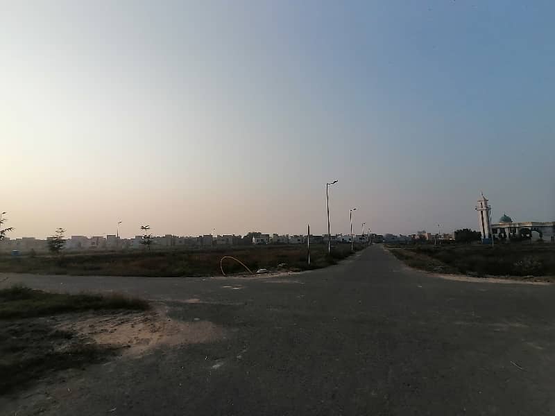 Ideal Location Plot For Sale Direct Approach To Main Boulevard Sector KK 8