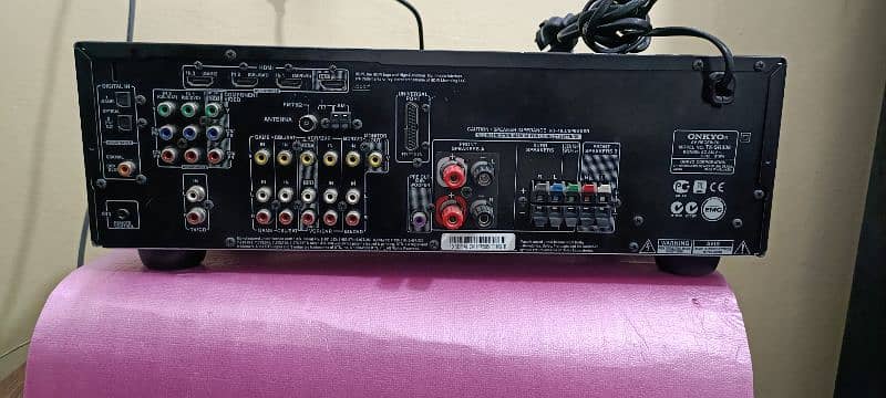Onkyo amplifier 8