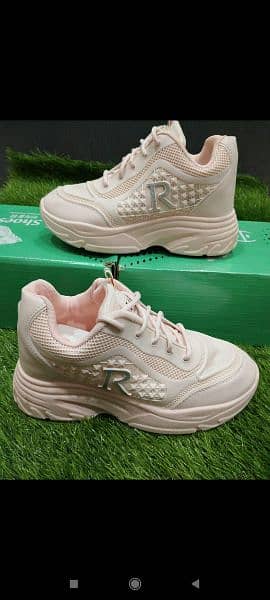 Ladies Shoes  Pink &_off White Colour Pink 38 40/off white 36 38 39 40 2