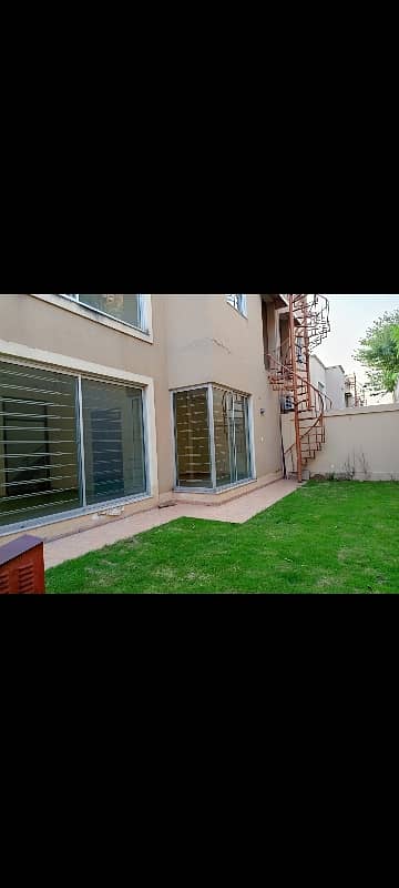 3 Beds Defence villa For Rent Neat And Clear 1