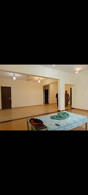 3 Beds Defence villa For Rent Neat And Clear 6