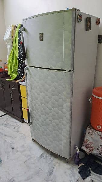Dawlance full size fridge 8