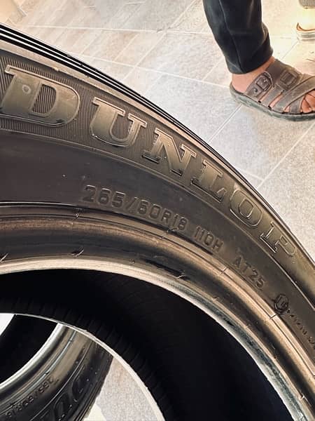 Dunlop grandtrek tyre 18” 265 60 R18 8