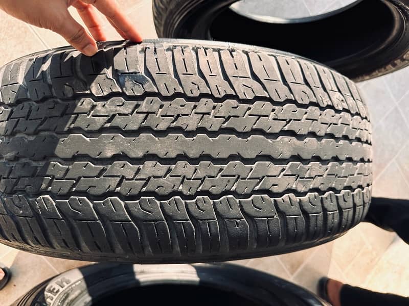 Dunlop grandtrek tyre 18” 265 60 R18 9