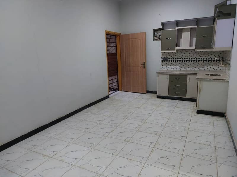 A Flat Of 900 Square Feet In Rs. 27000 3
